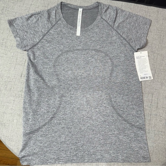 Lululemon Swiftly Tech 2.0 Short Sleeve Shirt Slate Gray Size 14 NWT - Picture 9 of 12